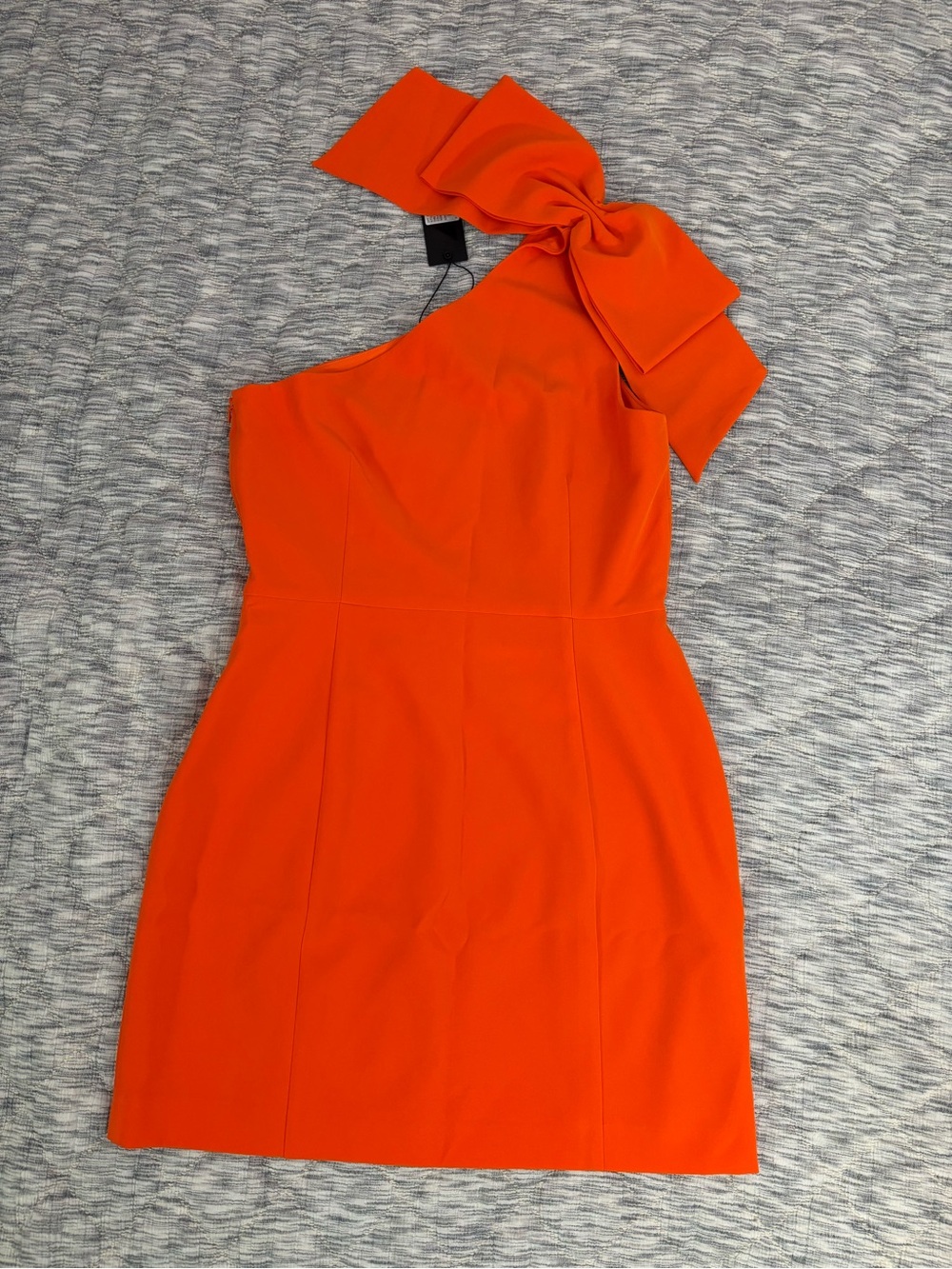 Gianni Bini Deliah One Shoulder Sleeveless Sheath Crepe Mini Dress Sz 8 NWT - - Picture 3 of 6